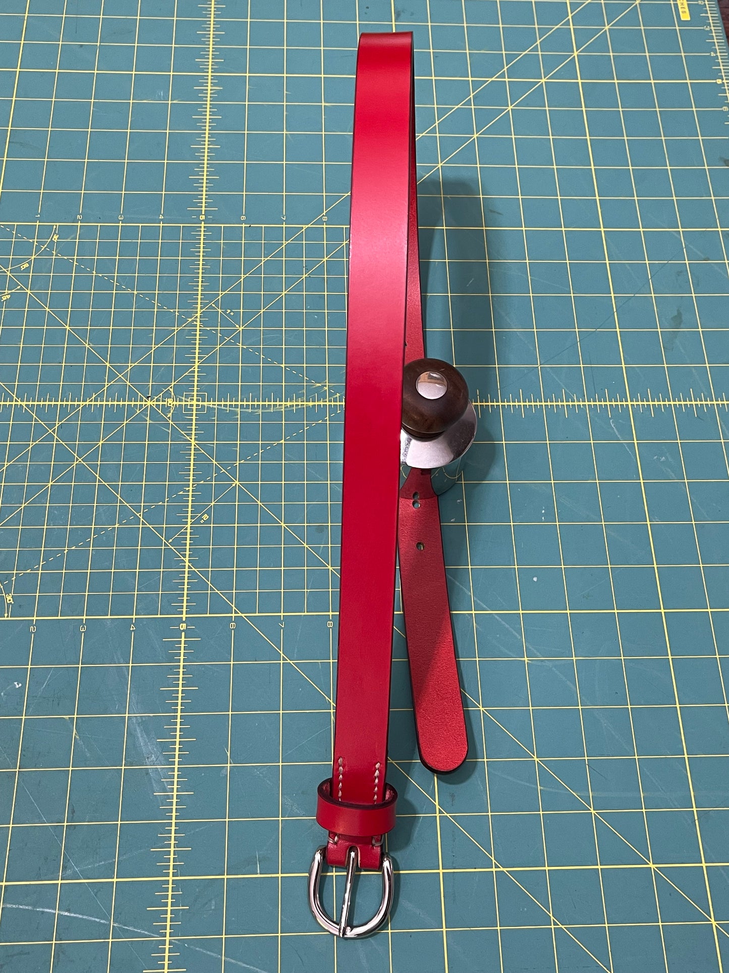 Ladies 25mm Red English Bridle Leather Belt