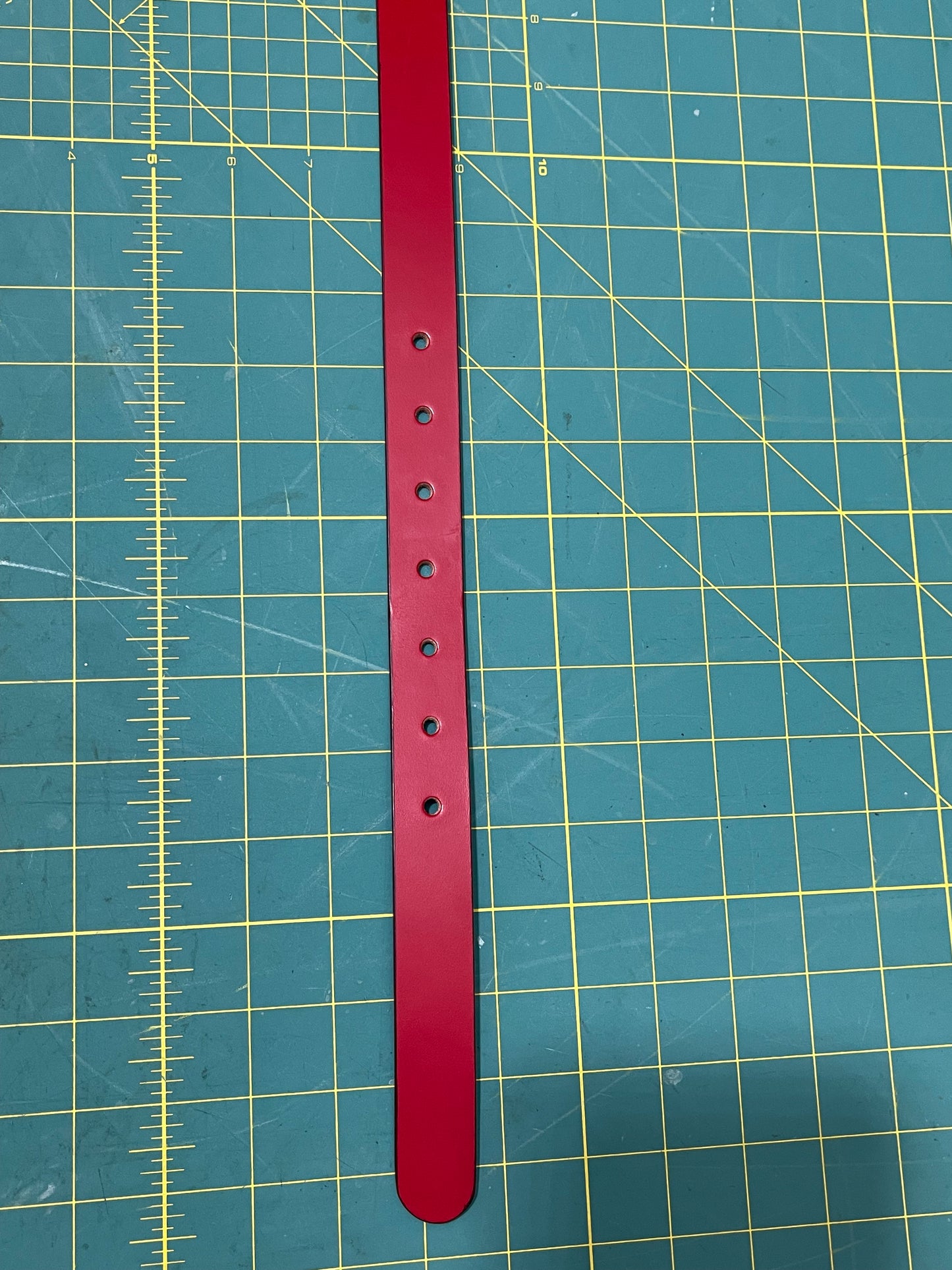 Ladies 25mm Red English Bridle Leather Belt